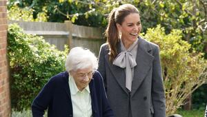 Prinzessin Kate holte am Mittwoch höchstpersönlich eine Seniorin ab.