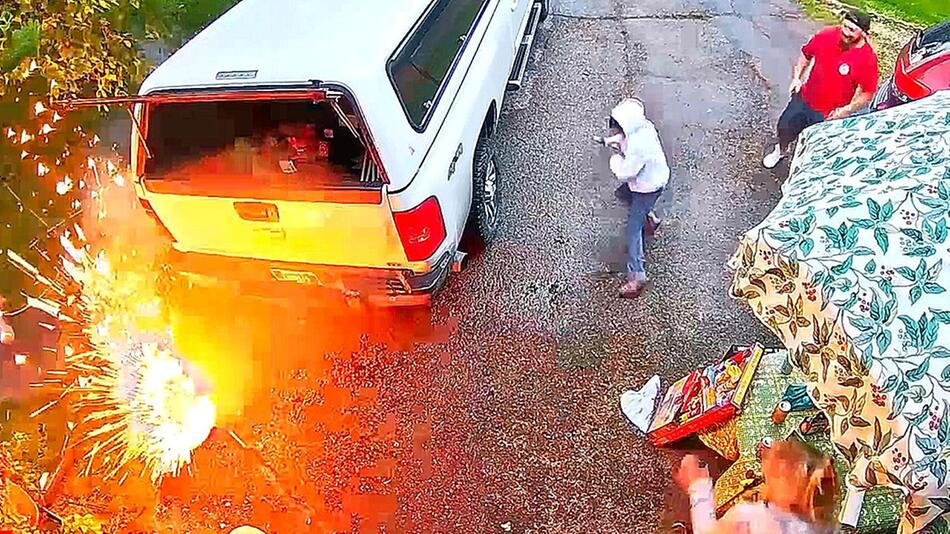 Feuerkreisel trifft Böllerbox – Familie flieht vor Explosion