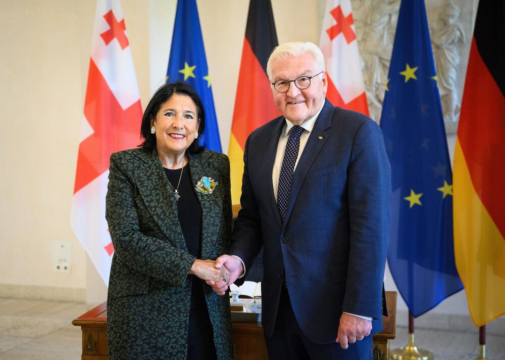 Georgische Präsidentin bei Bundespräsident Steinmeier