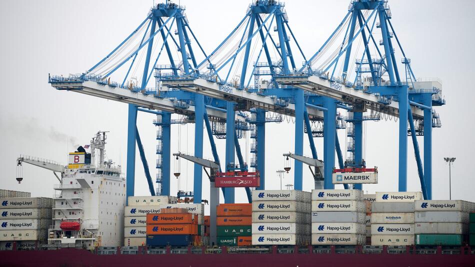 Containerschiff in den USA