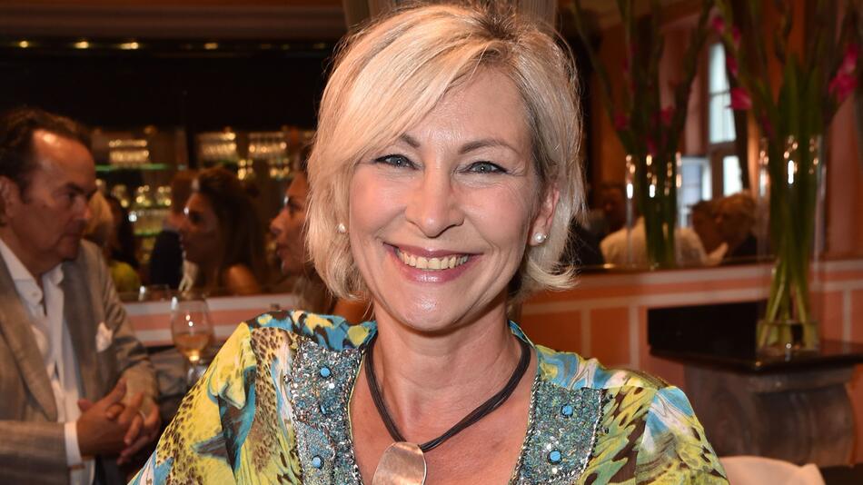 Claudia Jung