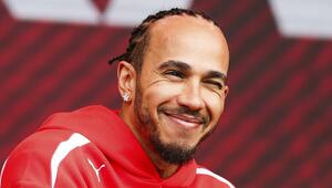 Lewis Hamilton teilte auch Pärchen-Aufnahmen auf Instagram.