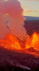 100 Meter hohe Lavafontäne: Kilauea-Vulkan bietet Naturspektakel auf Hawaii