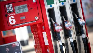 ++ ARCHIVBILD ++ Die Spritpreise schießen immer mehr nach oben