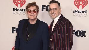 Elton John und David Furnish bei einem Event 2021.