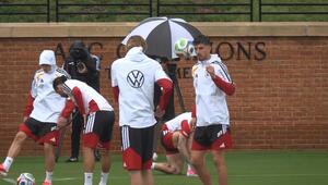 Training im Regen: Nagelsmann startet Ecuador-Countdown