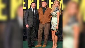Guy Ritchie mit Ehefrau Jacqui Ainsley und Sohn Rocco bei der Premiere der zweiten "The ...