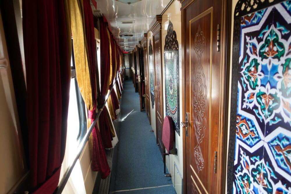 Gang im "Orient Silk Road Express"