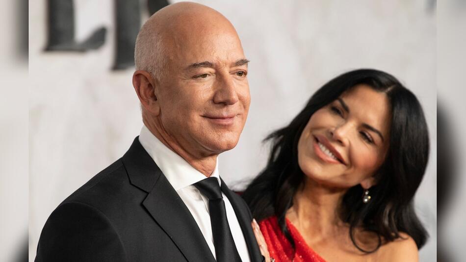 Jeff Bezos und Lauren Sánchez sind seit Mai 2023 verlobt. In Venedig wollen sie nun den Bund der ...