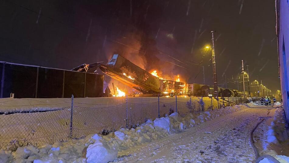 Nach dem Zugsunglück war ein Großbrand ausgebrochen
