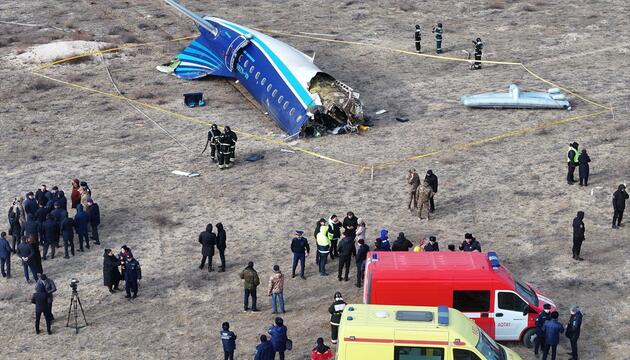 Passagierflugzeug stürzt in Kasachstan ab