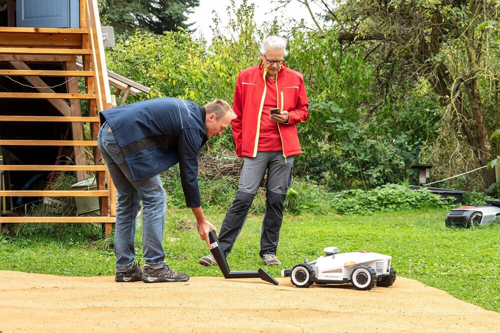 MähroboterTest von "Selbst ist der Mann" und TÜV