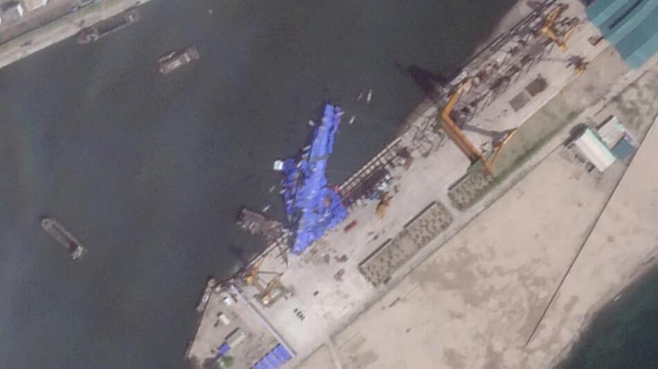 Satellitenbilder zeigen havariertes Kriegsschiff in Nordkorea