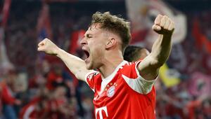 Joshua Kimmich schreit seine Freude nach dem Sieg gegen Real heraus.