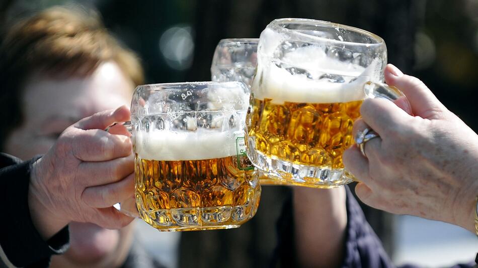 Bierpreise für Gastro und Supermarktketten steigen im Schnitt um 3,4 %