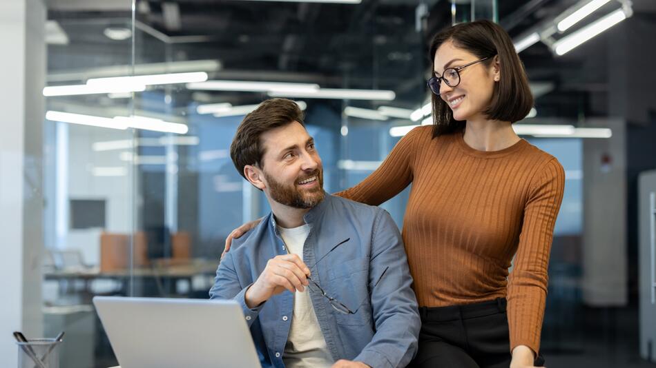 Job, Arbeitsplatz, Affäre, Liebesbeziehung, Arbeitsrecht