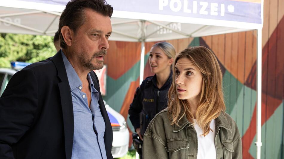 Hary Prinz und seine neue "Steirerkrimi"-Kollegin Maya Unger drehen ihren ersten gemeinsamen ...