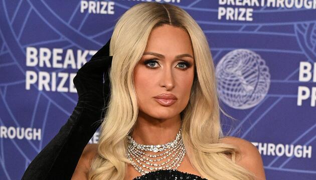 Paris Hilton freut sich über die Schließung ihrer ehemaligen Schule.