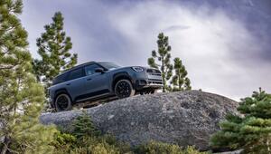 Der Mini Countryman Untamed Edition auf einem Felsen