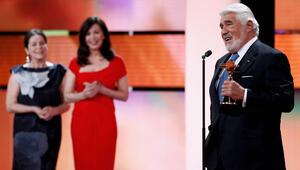 Mario Adorf erhält die Goldene Kamera