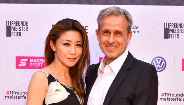 Die Japanerin Hitomi Koizumi hatte Pierre Littbarski vor mehr als 30 Jahren kennengelernt. Die ...