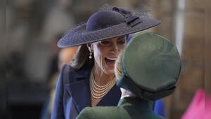 Prinzessin Kate und Prinzessin Anne konnten über ihre missratene Begrüßung nur lachen.