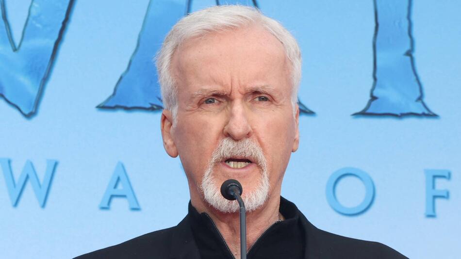 James Cameron benennt drei existenzielle Risiken für die Menschheit.