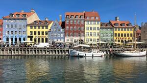 Passanten am Nyhavn