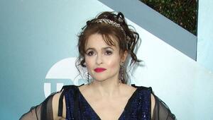 Helena Bonham Carter ist das bekannteste Gesicht aus der neuen Staffel von "The White Lotus".