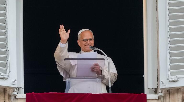 Papst spricht nach überstandener OP Angelus-Gebet