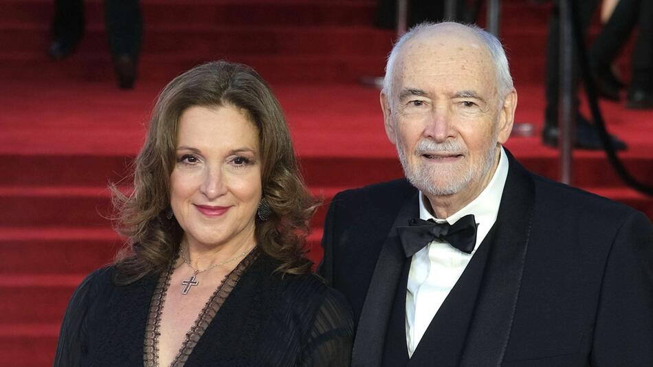 "James Bond"-Produzenten Barbara Broccoli und Michael G. Wilson bekommen einen Ehrenoscar.