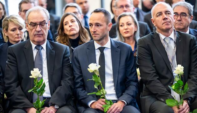 Guy Parmelin (l-r), Mathias Reynard und Christophe Darbellay