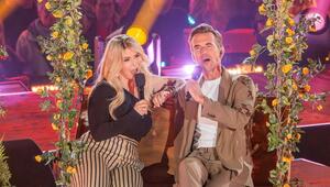 Beatrice Egli und Florian Silbereisen beim "Schlagerbooom Open Air 2026". Egli wählte für ihren ...