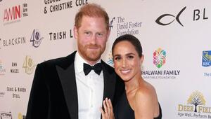 Prinz Harry und Herzogin Meghan strahlten Arm in Arm für die Fotografen in Kanada.