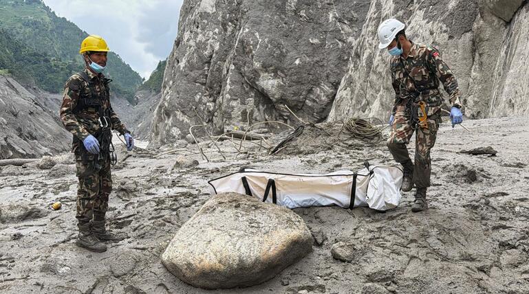 Nach Sturzflut im Himalaya - Nepal