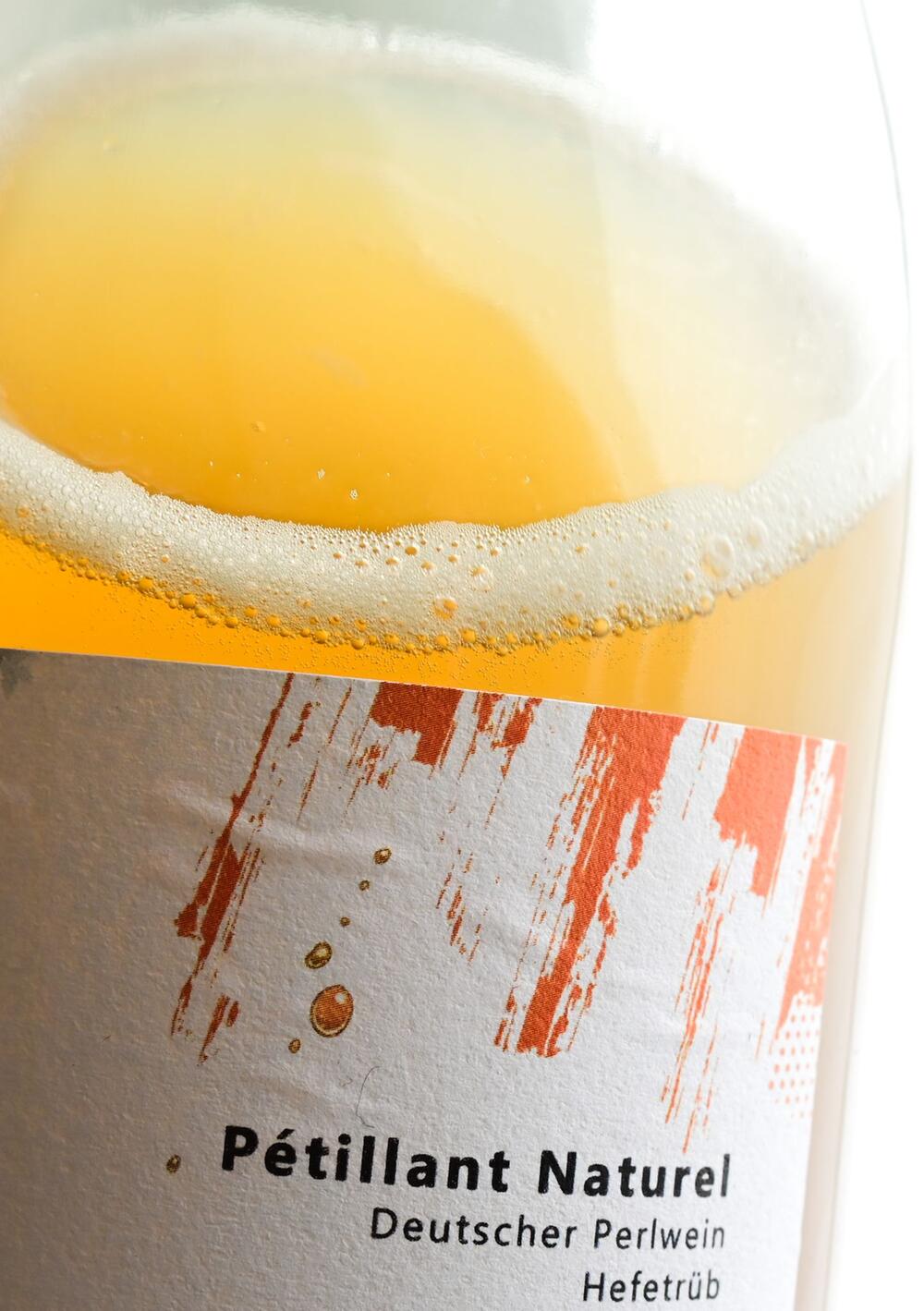 Eine Flasche Pétillant Naturel