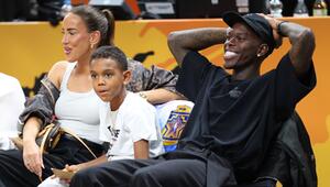 Heim-WM läuft heiß: DBB-Team begeistert auch Dennis Schröder