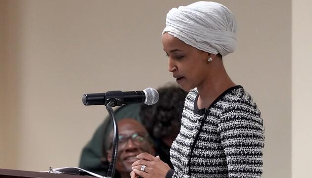 US-Abgeordnete Omar bei Auftritt in Minneapolis angegriffen