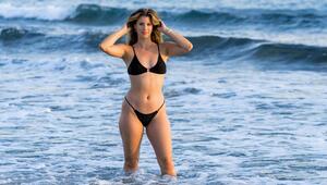 Bis Bikinis in der Gesellschaft ankamen, verstrich einige Zeit.