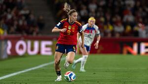 Esther González, Saudi-Arabien, Weltmeisterin, Transfer, Frauen, Fußball