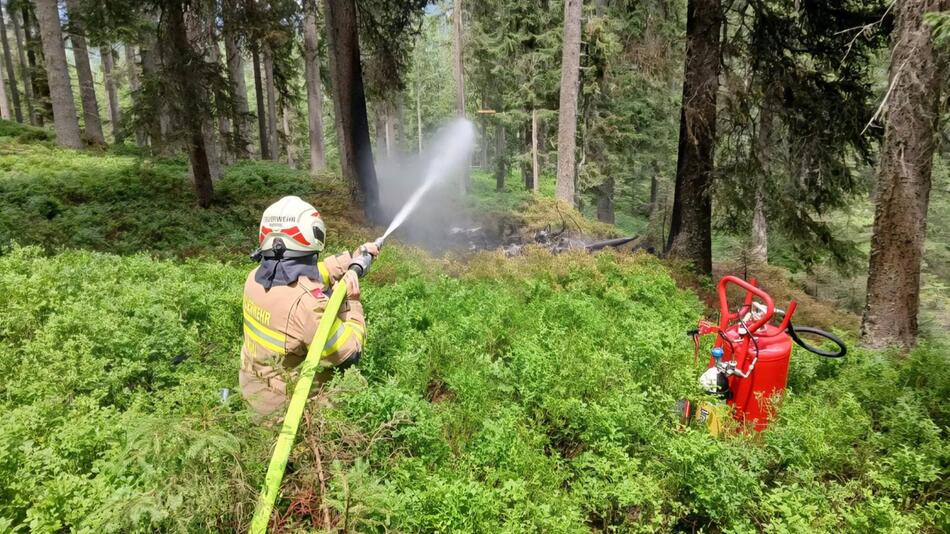 Vier Tote bei Absturz eines Kleinflugzeugs in Österreich