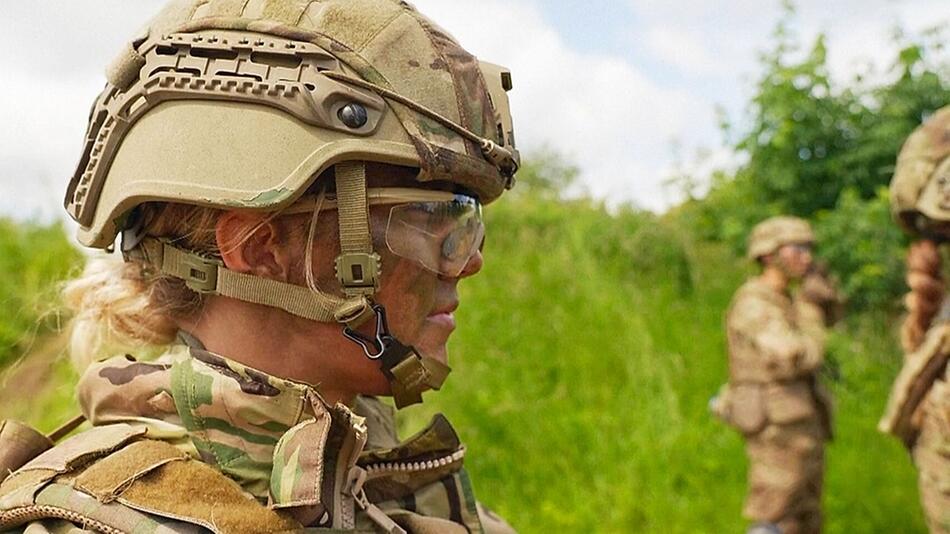 Angst vor russischer Aggression: Dänemark führt Wehrpflicht für Frauen ein
