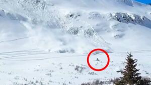 Knapp entkommen: Snowbiker löst in Colorado große Lawine aus