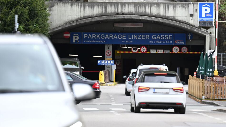 Der Porsche-Tunnel soll in dieser öffentlichen Parkgarage abzweigen