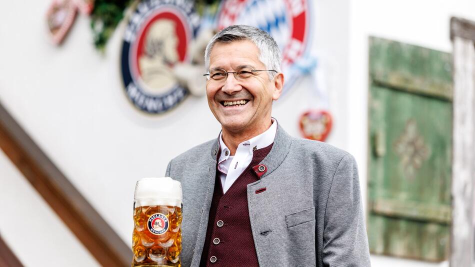 Besuch des FC Bayern München auf dem Oktoberfest