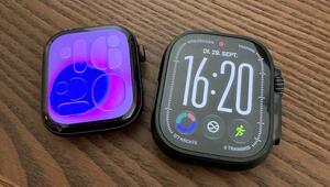 Die neue Apple Watch Series 12 (li.) und die deutliche größere Apple Watch Ultra 4.