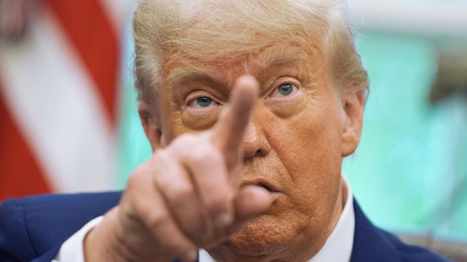 Trump gratuliert neuem Papst: Große Ehre für die USA