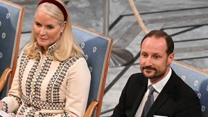Kronprinz Haakon sorgt sich um seine Frau Kronprinzessin Mette-Marit, die an einer Lungenfibrose ...