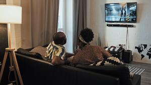 Stundenlanges Fernsehen: Forscher finden Hinweise auf Risiken fürs Gehirn