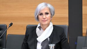 Justizministerin erstes befragtes amtierendes Regierungsmitglied